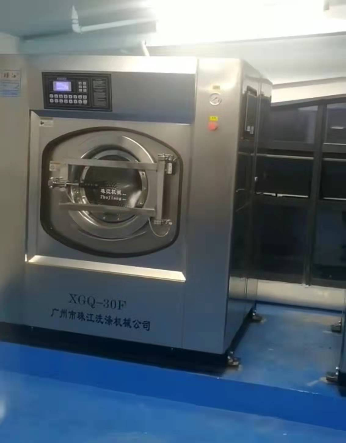 鎮(zhèn)江市商業(yè)快捷酒店工業(yè)洗衣機(jī)
