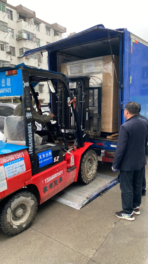 【高能低耗】廣州一體化工業(yè)洗衣機(jī)如何助力大型干洗店提升盈利能力？